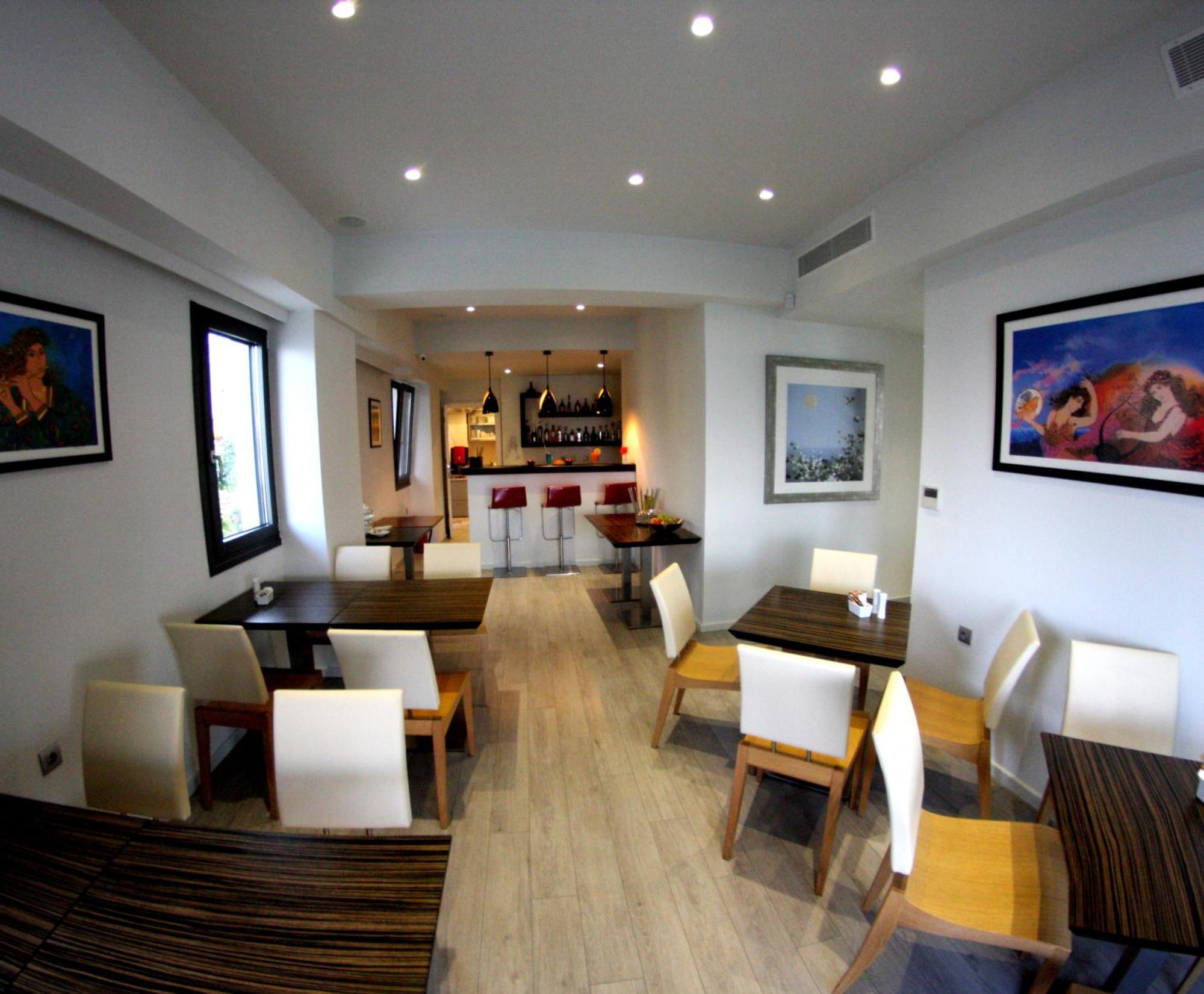 Aura Boutique Hotel ลิคชูรี ภายนอก รูปภาพ