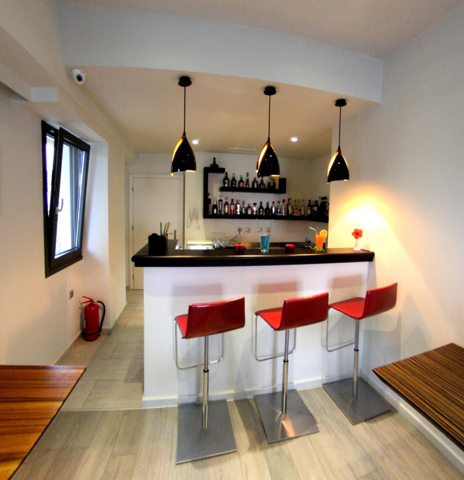 Aura Boutique Hotel ลิคชูรี ภายนอก รูปภาพ